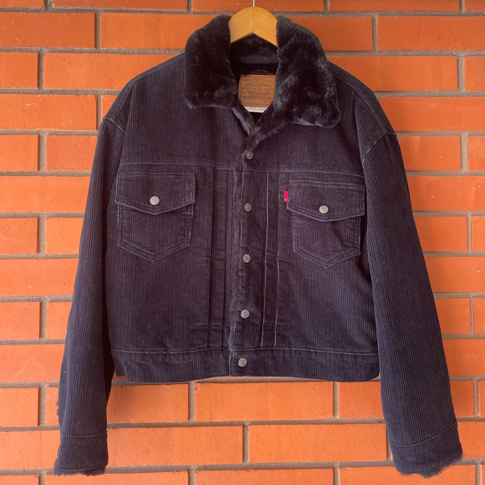 LEVI'S Women's Black Heritage Faux Fur Lined Cord Trucker Jacket Size M